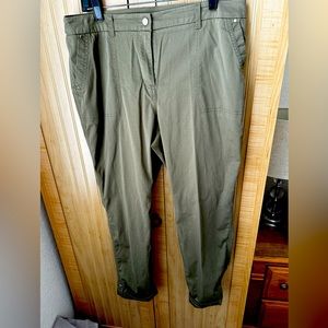 Chico’s ankle cotton pant